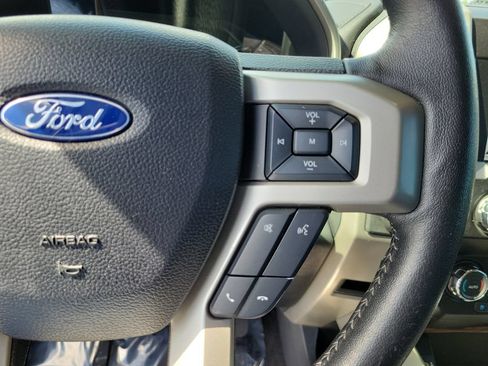 Used 2019 Ford F150 Lariat RWD image 25