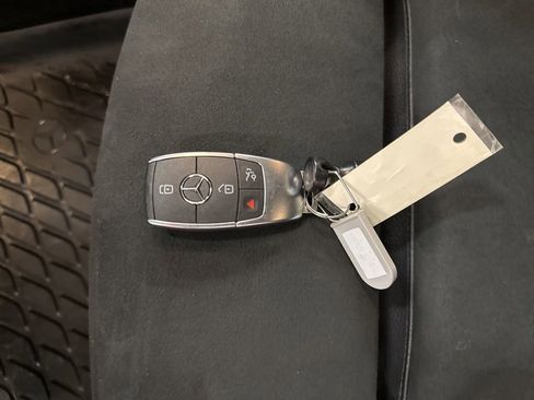 Used 2025 Mercedes-Benz CLA 250 4MATIC image 29