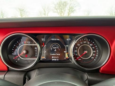 Used 2021 Jeep Wrangler Unlimited Rubicon image 13