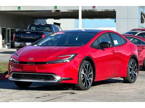 New 2026 Toyota Prius XSE image 8