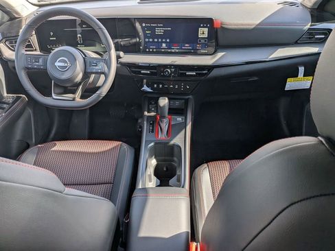 New 2026 Nissan Kicks SR w/ Cold Weather Package image 17