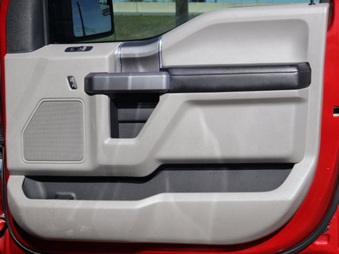 Used 2019 Ford F150 XLT w/ Equipment Group 302A Luxury image 33