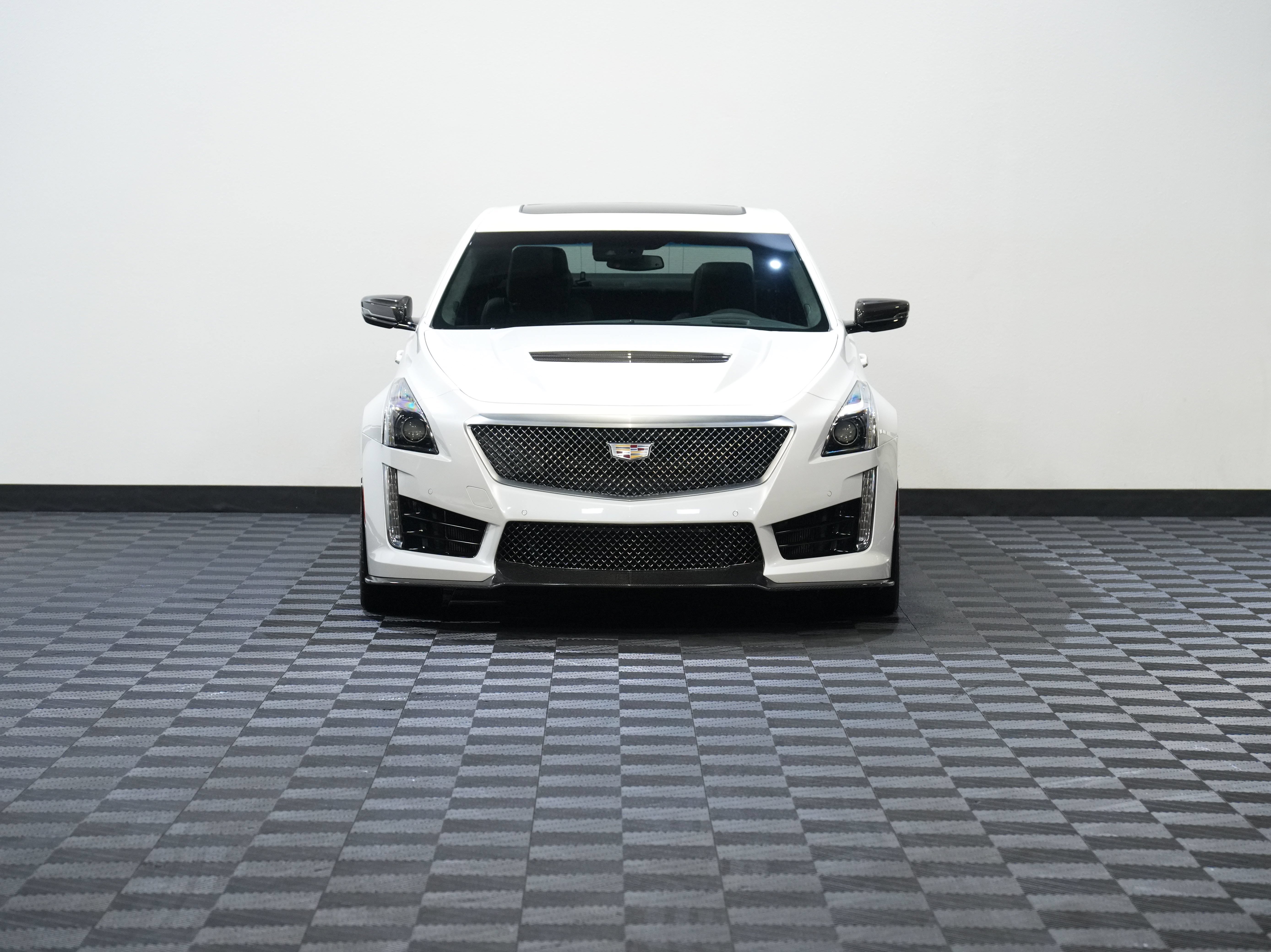 Used 2016 Cadillac CTS V w/ Carbon Fiber Package RWD image 4