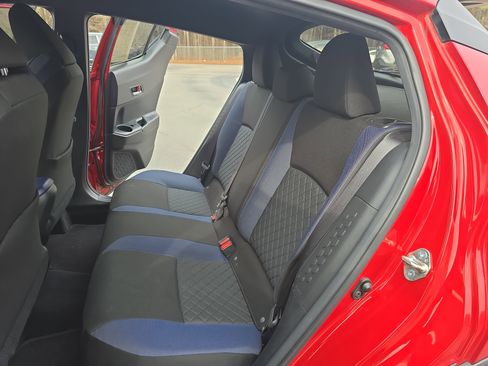 Used 2021 Toyota C-HR XLE image 14