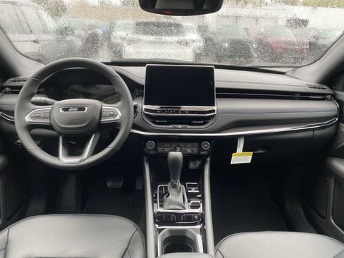 New 2026 Jeep Compass Limited image 12
