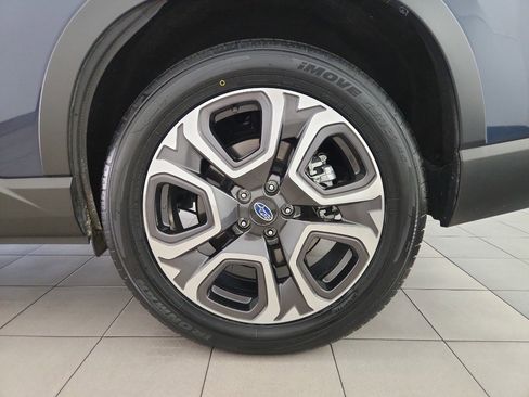 Used 2023 Subaru Ascent Limited w/ Technology Package image 43