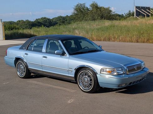 Used 2011 Mercury Grand Marquis LS image 18