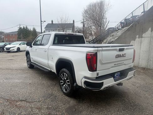 Used 2022 GMC Sierra 1500 AT4 AWD/4WD image 3