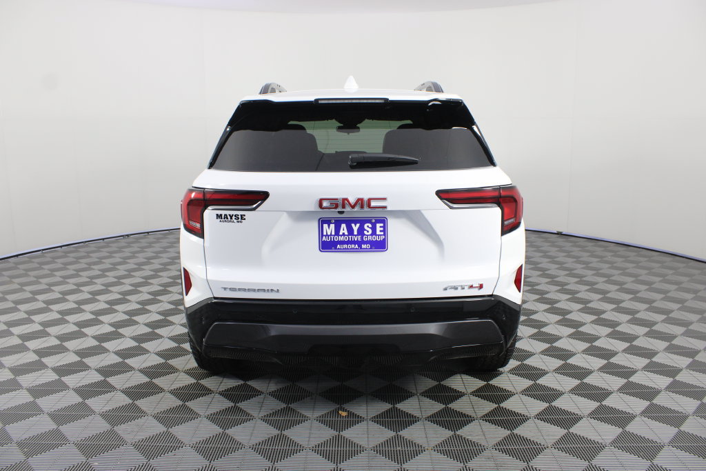 New 2027 GMC Terrain AT4 AWD/4WD image 24