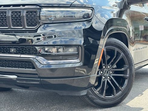 Used 2023 Jeep Grand Wagoneer Series II w/ Quick Order Packagew 28T image 5