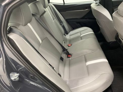 Used 2026 Toyota Camry SE AWD/4WD image 30