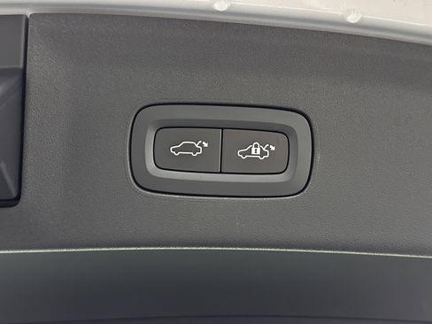 Used 2022 Polestar Polestar 2 w/ Plus Package image 29