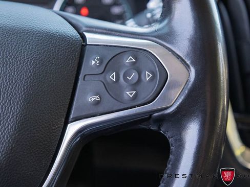 Used 2020 Chevrolet Traverse LT FWD image 26