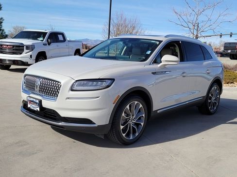 Certified 2023 Lincoln Nautilus Reserve w/ Equipment Group 201A image 4