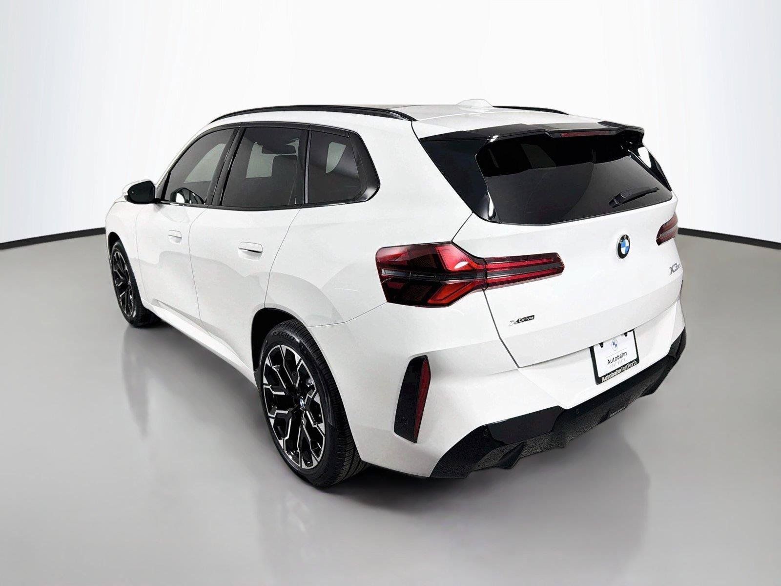 New 2026 BMW X3 xDrive30i w/ Premium Package AWD/4WD image 7