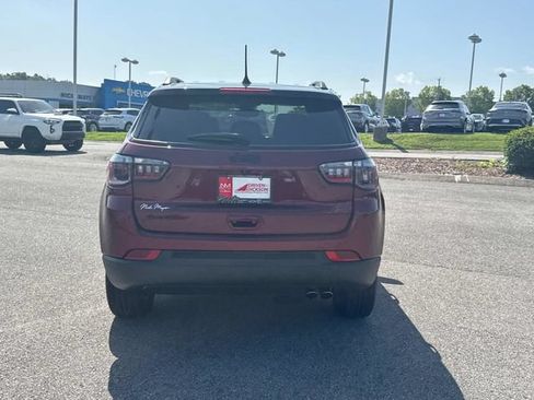 Used 2022 Jeep Compass Latitude AWD/4WD image 5