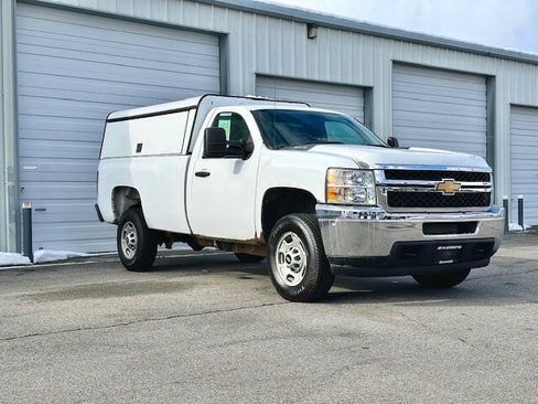 Used 2014 Chevrolet Silverado 2500 W/T AWD/4WD image 3