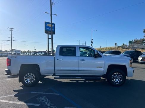 Used 2019 Chevrolet Silverado 3500 High Country w/ Duramax Plus Package AWD/4WD image 5