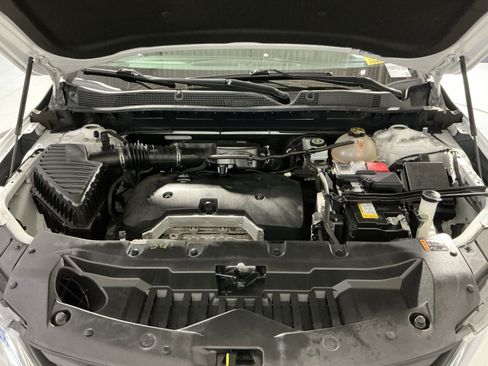 Used 2019 Chevrolet Blazer LT FWD image 27