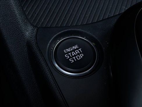 Used 2025 Kia K4 FWD image 25