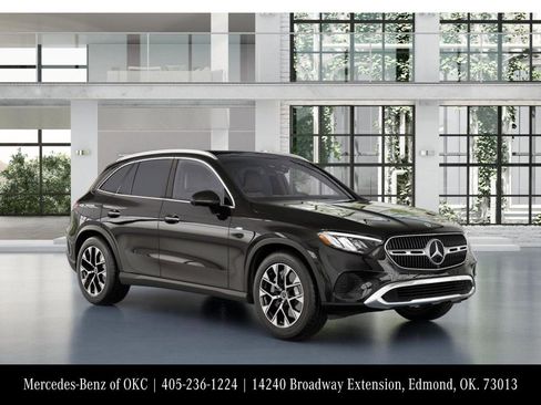 Used 2026 Mercedes-Benz GLC 350e 4MATIC image 11