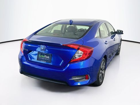 Used 2018 Honda Civic EX-T image 9
