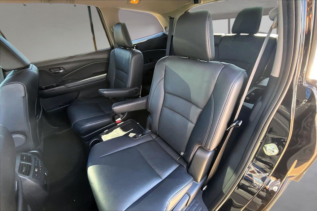 Used 2020 Honda Pilot Elite image 25