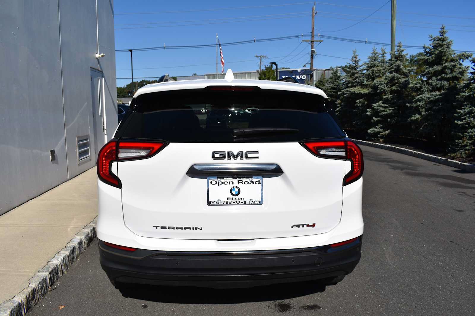 Used 2022 GMC Terrain AT4 w/ Infotainment Package II AWD/4WD image 6