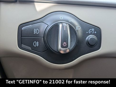 Used 2011 Audi A4 2.0T Premium image 28