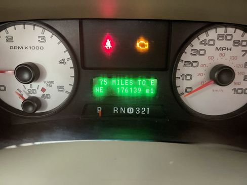 Used 2006 Ford F250 XL AWD/4WD image 8