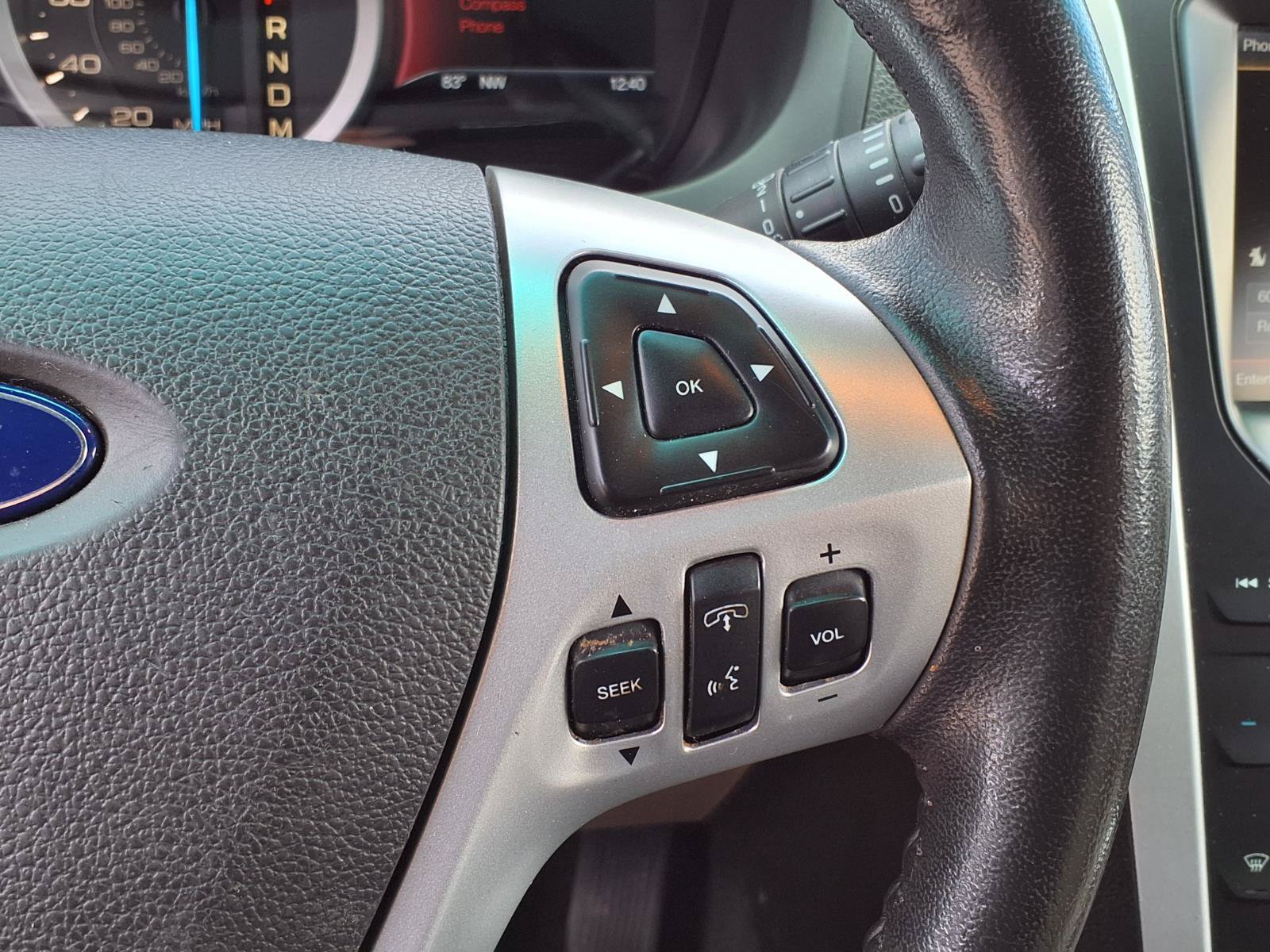 Used 2014 Ford Explorer XLT w/ Equipment Group 202A FWD image 21