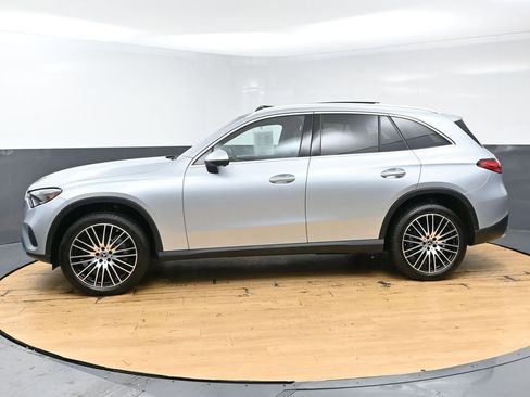 Used 2023 Mercedes-Benz GLC 300 w/ Pinnacle Trim Package image 52
