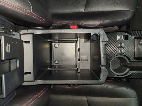 Used 2018 Toyota 4Runner TRD Off-Road Premium image 28