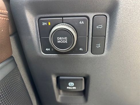 New 2025 Ford Expedition Max King Ranch image 17