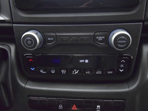 New 2026 RAM ProMaster 2500 w/ Convenience Group FWD image 20