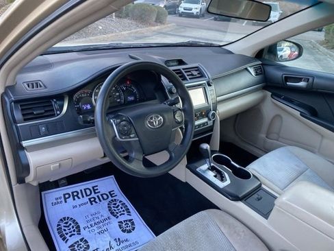 Used 2012 Toyota Camry LE FWD image 6