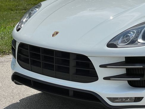 Certified 2015 Porsche Macan Turbo AWD/4WD image 13