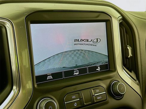 Used 2022 Chevrolet Silverado 1500 LTZ w/ LTZ Premium Package image 18