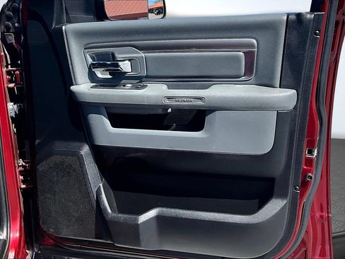 Used 2018 RAM 2500 Big Horn AWD/4WD image 29