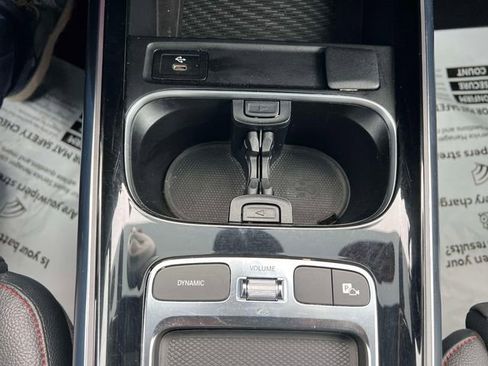 Used 2025 Mercedes-Benz GLA 250 4MATIC image 36
