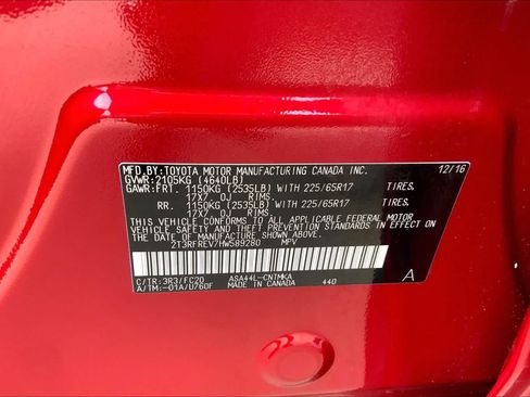 Used 2017 Toyota RAV4 XLE AWD/4WD image 35