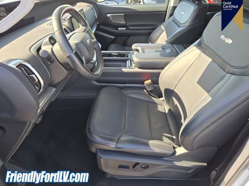 Certified 2025 Ford Expedition Platinum AWD/4WD image 10