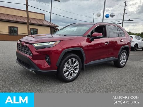 Used 2024 Toyota RAV4 Limited FWD image 3