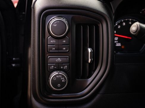 Used 2024 Chevrolet Silverado 1500 W/T w/ WT Value Package image 39