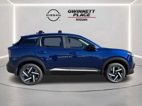 New 2026 Nissan Kicks SV image 6