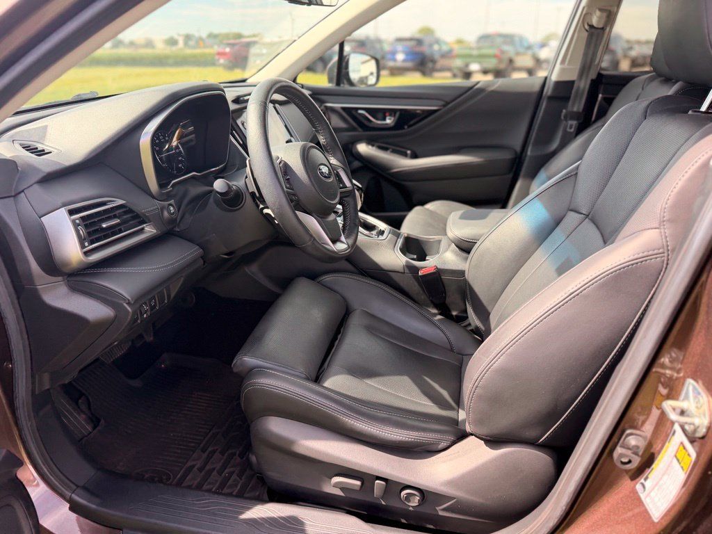 Used 2020 Subaru Outback Limited w/ Popular Package #2 AWD/4WD image 9