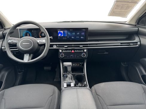 Used 2025 Hyundai Tucson SEL FWD image 12