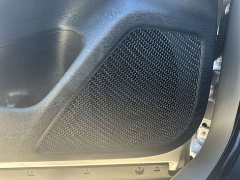 Used 2024 Mitsubishi Outlander SE image 33