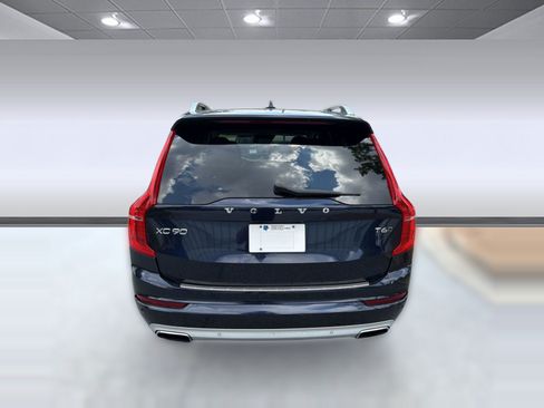 Used 2017 Volvo XC90 T6 Momentum w/ Vision Package AWD/4WD image 10