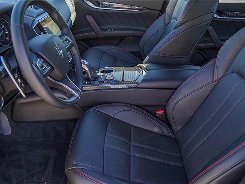 Certified 2024 Maserati Ghibli Modena Q4 image 9